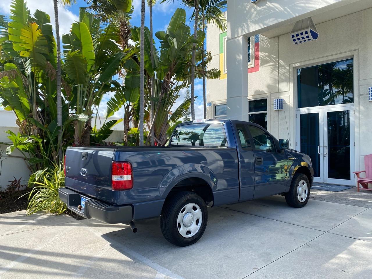 2005 Ford F-150 XL LOW MILES 27,620 1 OWNER FL Pompano Beach FL