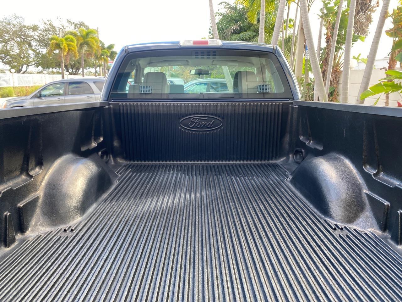 2005 Ford F-150 XL LOW MILES 27,620 1 OWNER FL Pompano Beach FL