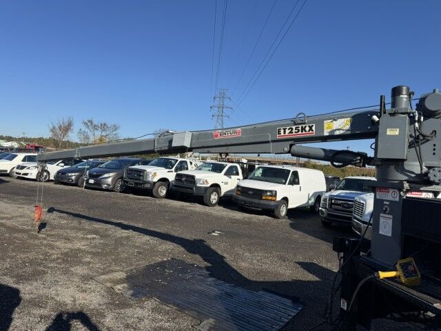 2005 Ford F-450 14' Service Body 5000 lb Crane Truck XL Henrico VA 2005 Ford F-450 14' Service Body 5000 lb Crane Truck XL Henrico VA