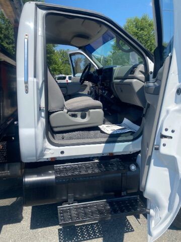 2005 Ford F-650 XLT SUPER DUTY ROLLBACK SUPER LOW MILES Charlotte NC