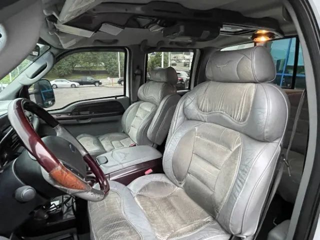 2005 Ford F550 Super Duty Crew Cab & Chassis 176  W.B. 4D Cincinnati OH