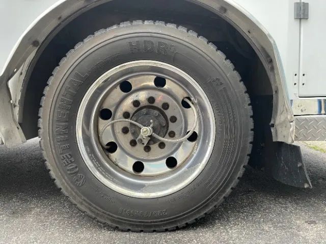 2005 Ford F550 Super Duty Crew Cab & Chassis 176  W.B. 4D Cincinnati OH