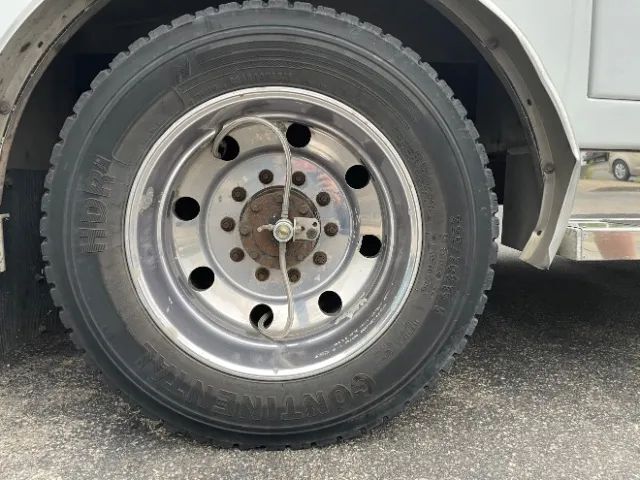 2005 Ford F550 Super Duty Crew Cab & Chassis 176  W.B. 4D Cincinnati OH