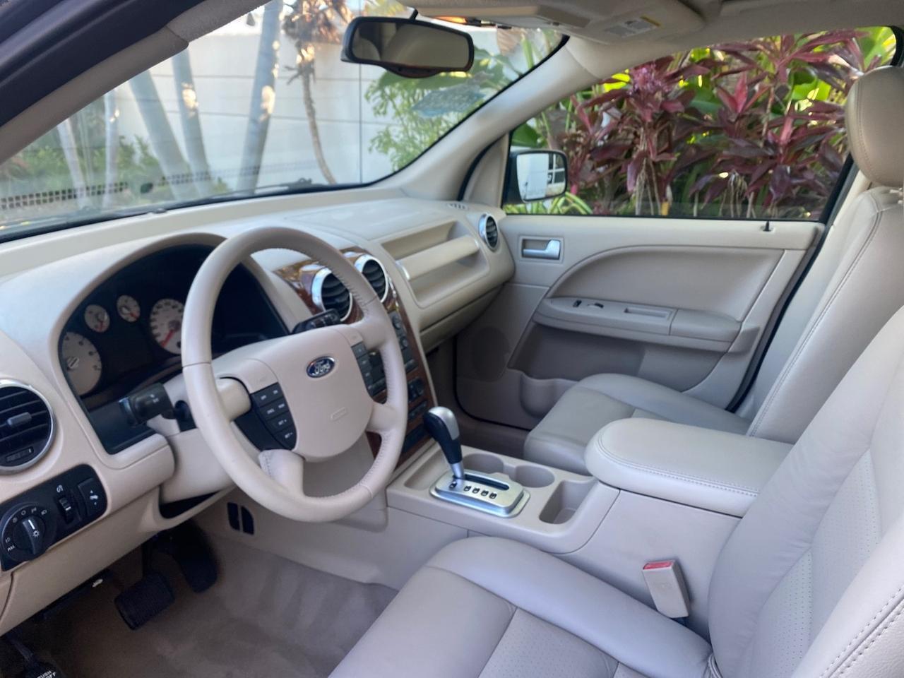 2005 Ford Freestyle Limited LOW MILES 69,845 1 OWNER AWD Pompano Beach FL