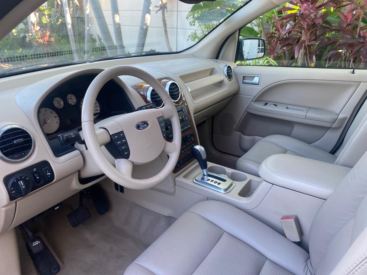 2005 Ford Freestyle Limited LOW MILES 69,845 1 OWNER AWD Pompano Beach FL