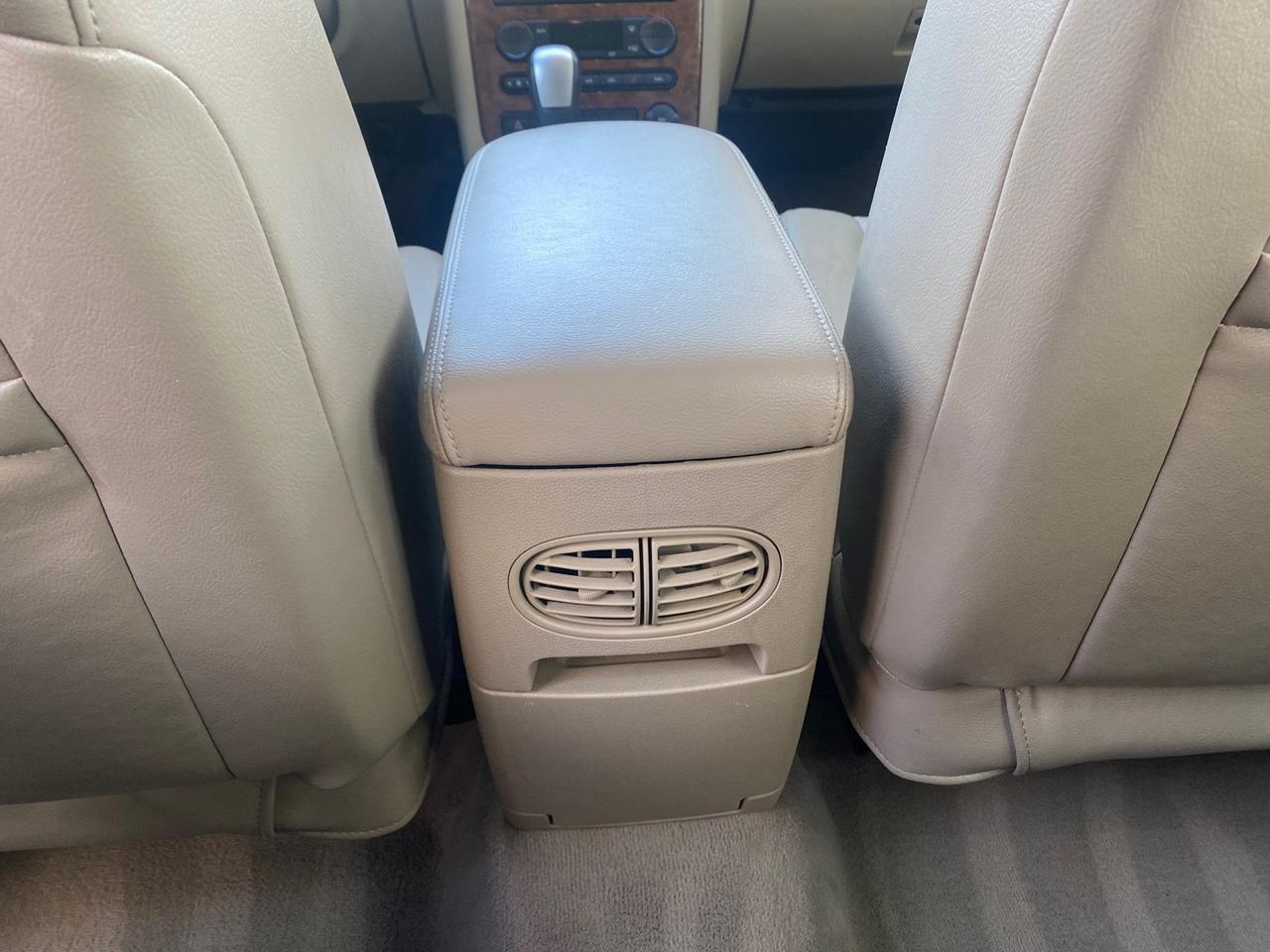 2005 Ford Freestyle Limited LOW MILES 69,845 1 OWNER AWD Pompano Beach FL