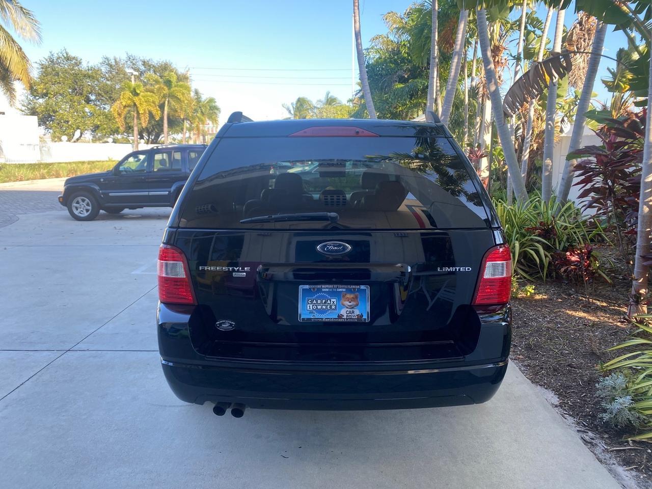 2005 Ford Freestyle Limited LOW MILES 69,845 1 OWNER AWD Pompano Beach FL