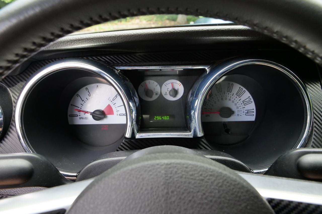 2005 Ford Mustang GT Deluxe / Saleen Supercharger / Flowmaster / 4.6L V8! Lincolnton NC