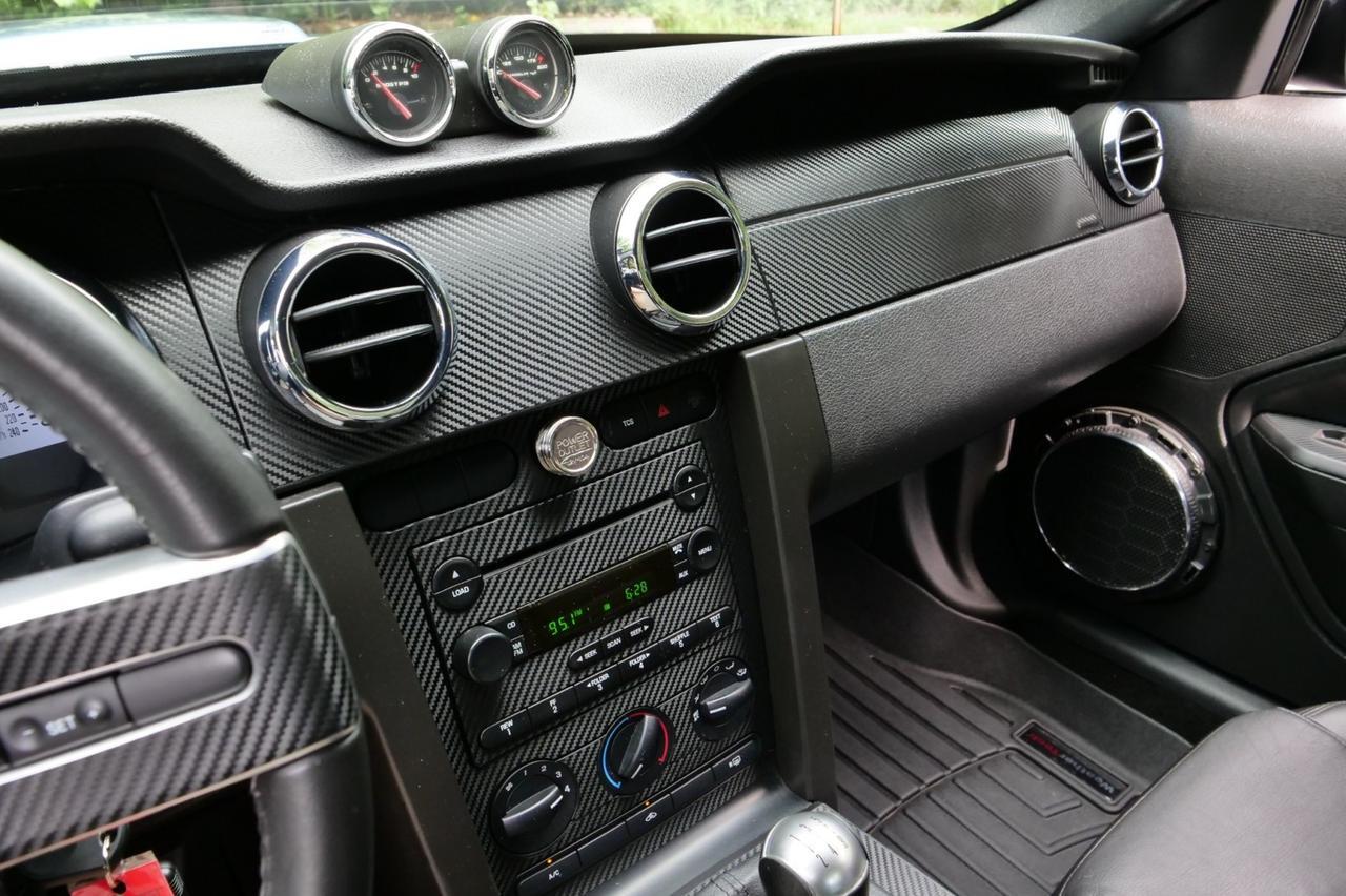 2005 Ford Mustang GT Deluxe / Saleen Supercharger / Flowmaster / 4.6L V8! Lincolnton NC