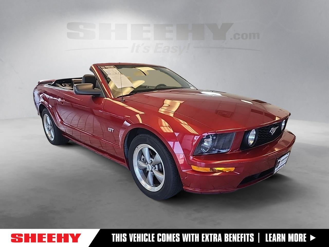 2005 Ford Mustang GT Deluxe