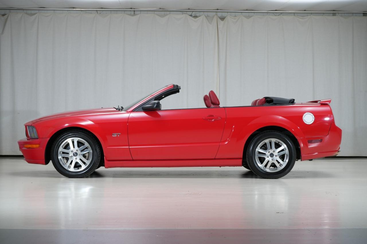 2005 Ford Mustang