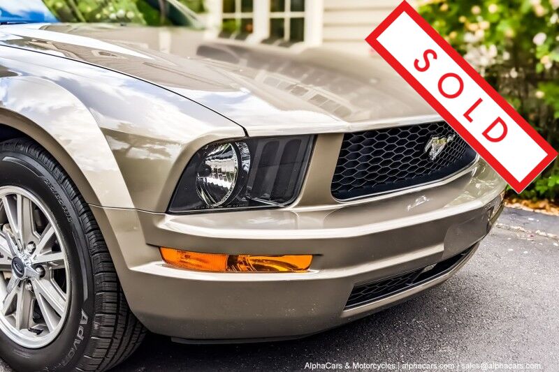 2005 Ford Mustang Premium Convertible 5-Speed Boston MA