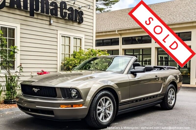 2005 Ford Mustang Premium Convertible 5-Speed Boston MA