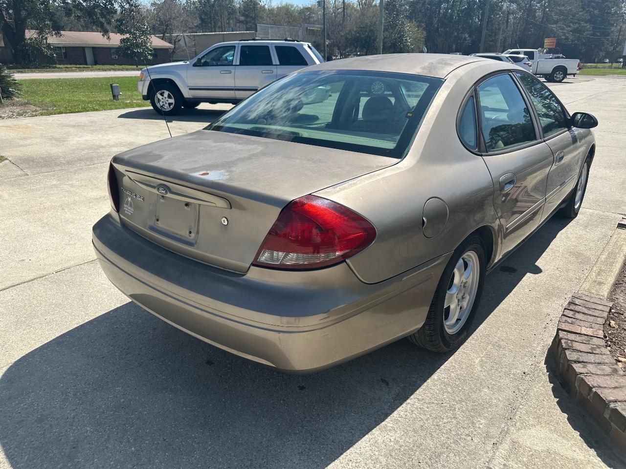 2005 Ford Taurus SE Hardeeville SC