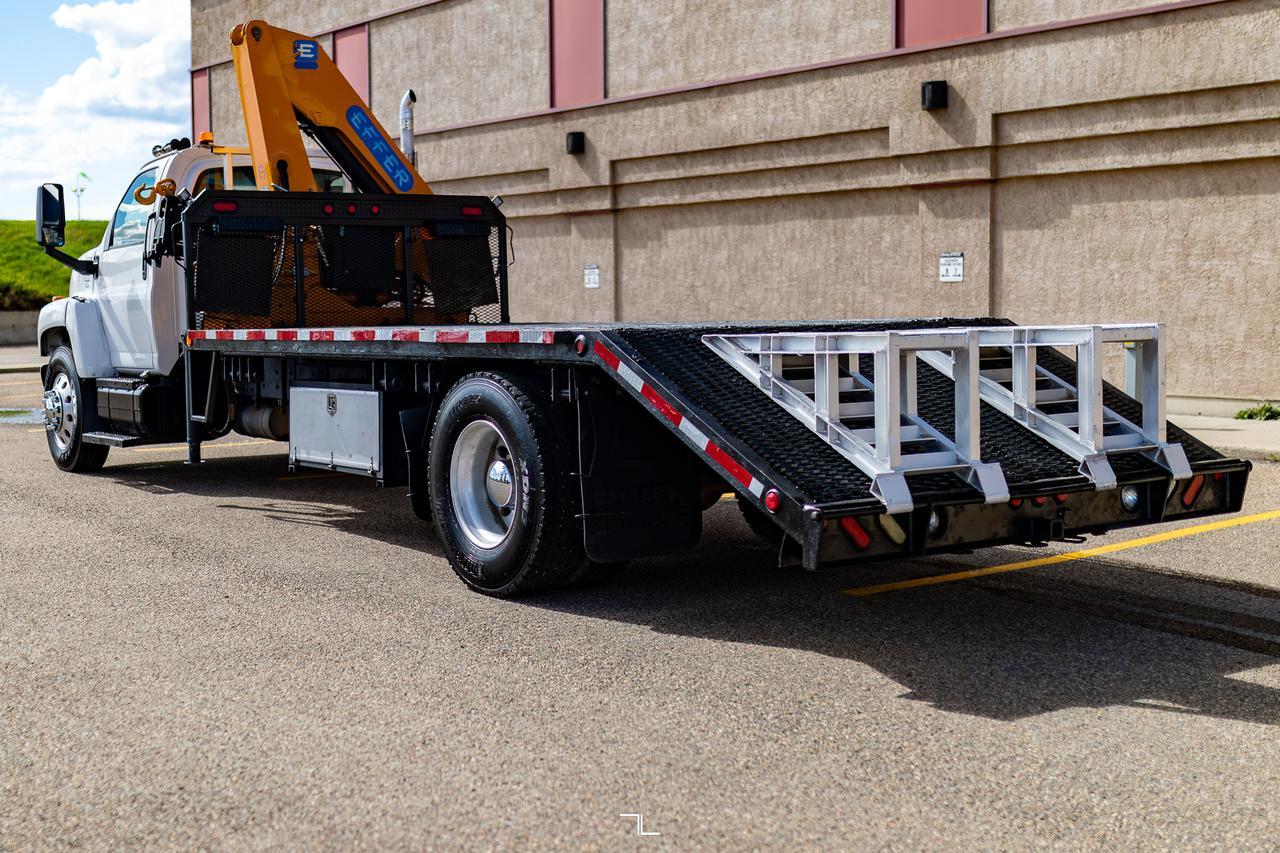 2005 GMC C7500 Daycab Picker Deck Diesel Red Deer AB