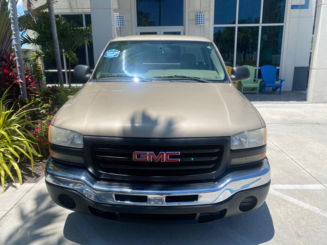 2005 GMC Sierra 1500 LOW MILES 83837 AC NO ACCIDENTS Pompano Beach FL