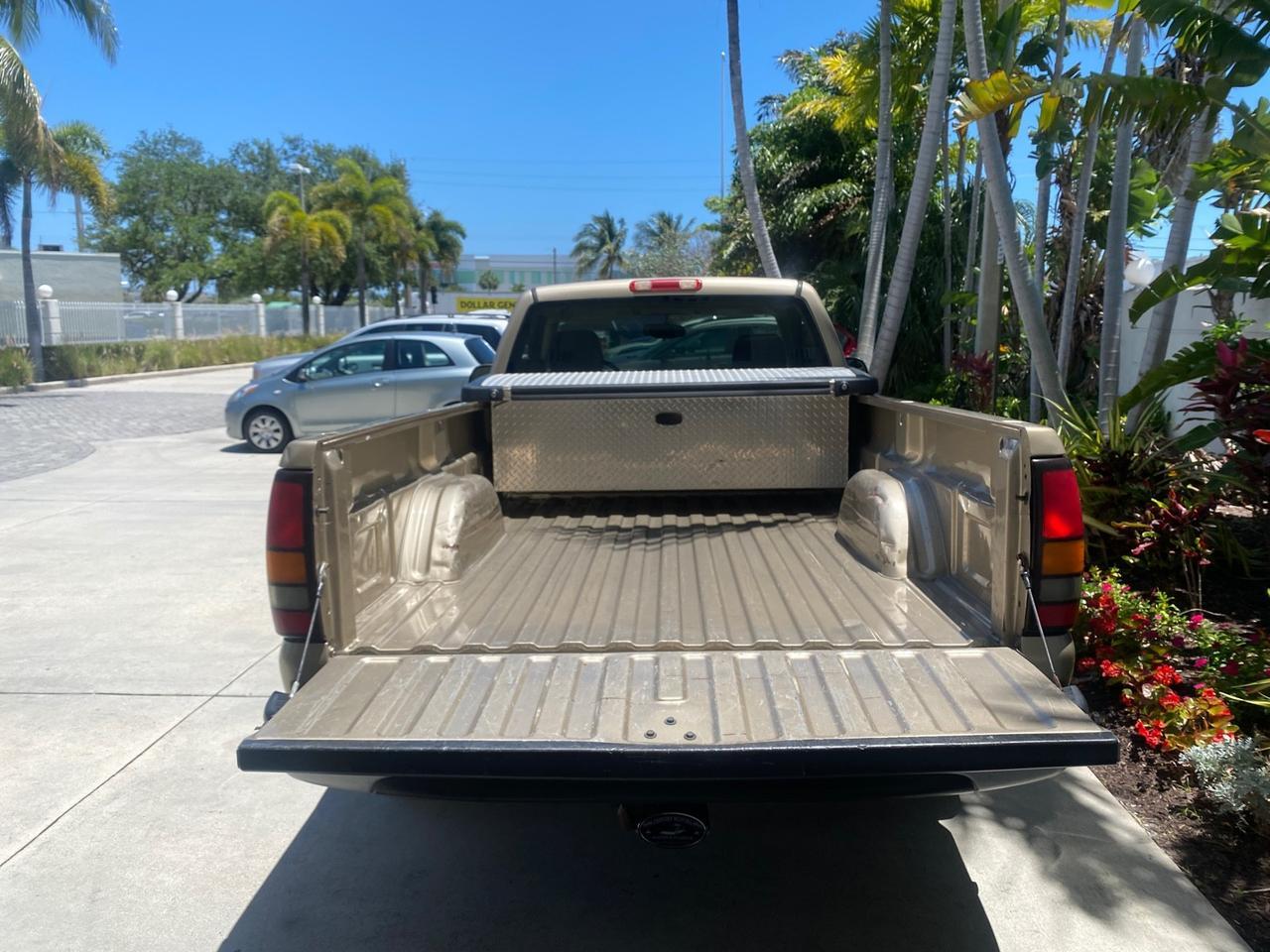 2005 GMC Sierra 1500 LOW MILES 83837 AC NO ACCIDENTS Pompano Beach FL