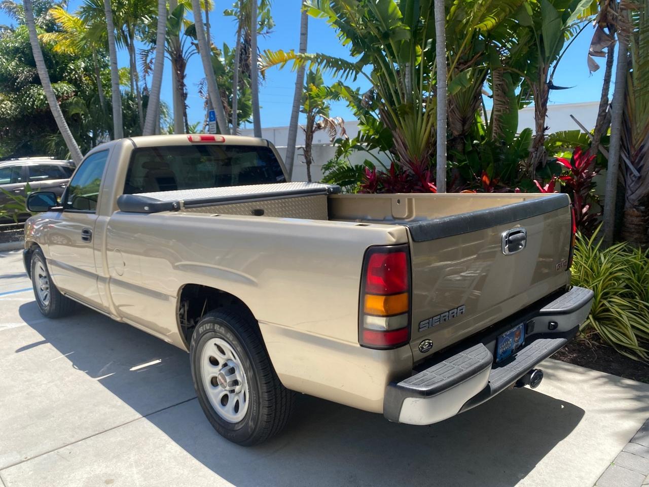 2005 GMC Sierra 1500 LOW MILES 83837 AC NO ACCIDENTS Pompano Beach FL