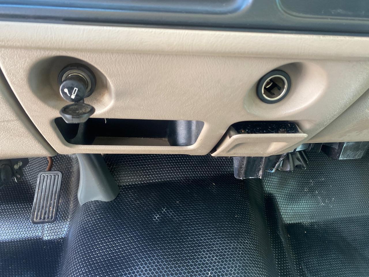 2005 GMC Sierra 1500 LOW MILES 83837 AC NO ACCIDENTS Pompano Beach FL