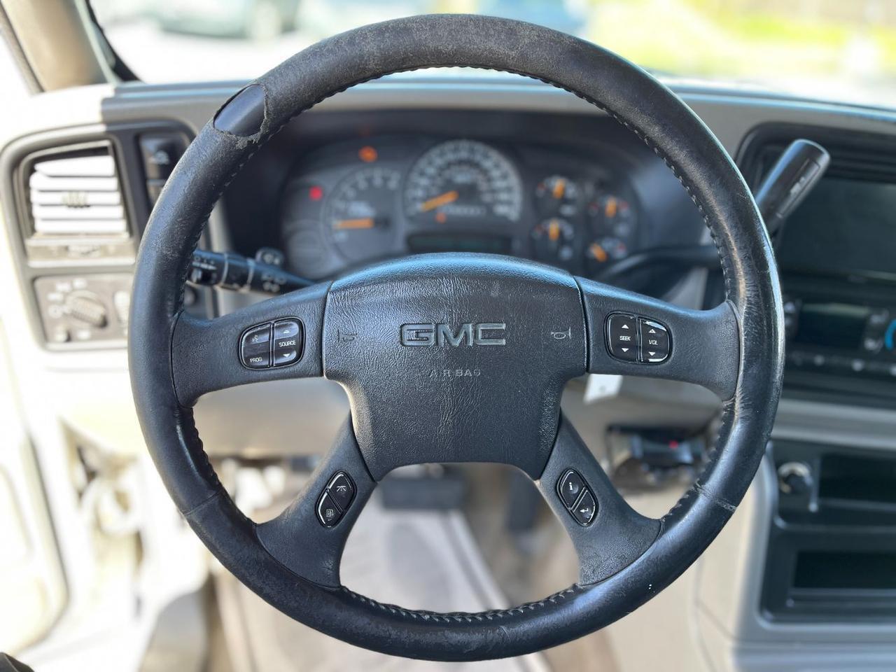 2005 GMC Sierra 2500HD SLT Hayden ID