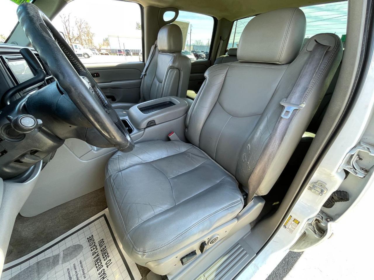 2005 GMC Sierra 2500HD SLT Hayden ID