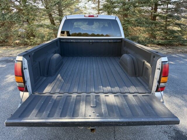 2005 GMC Sierra 2500HD SLT Whitehall PA