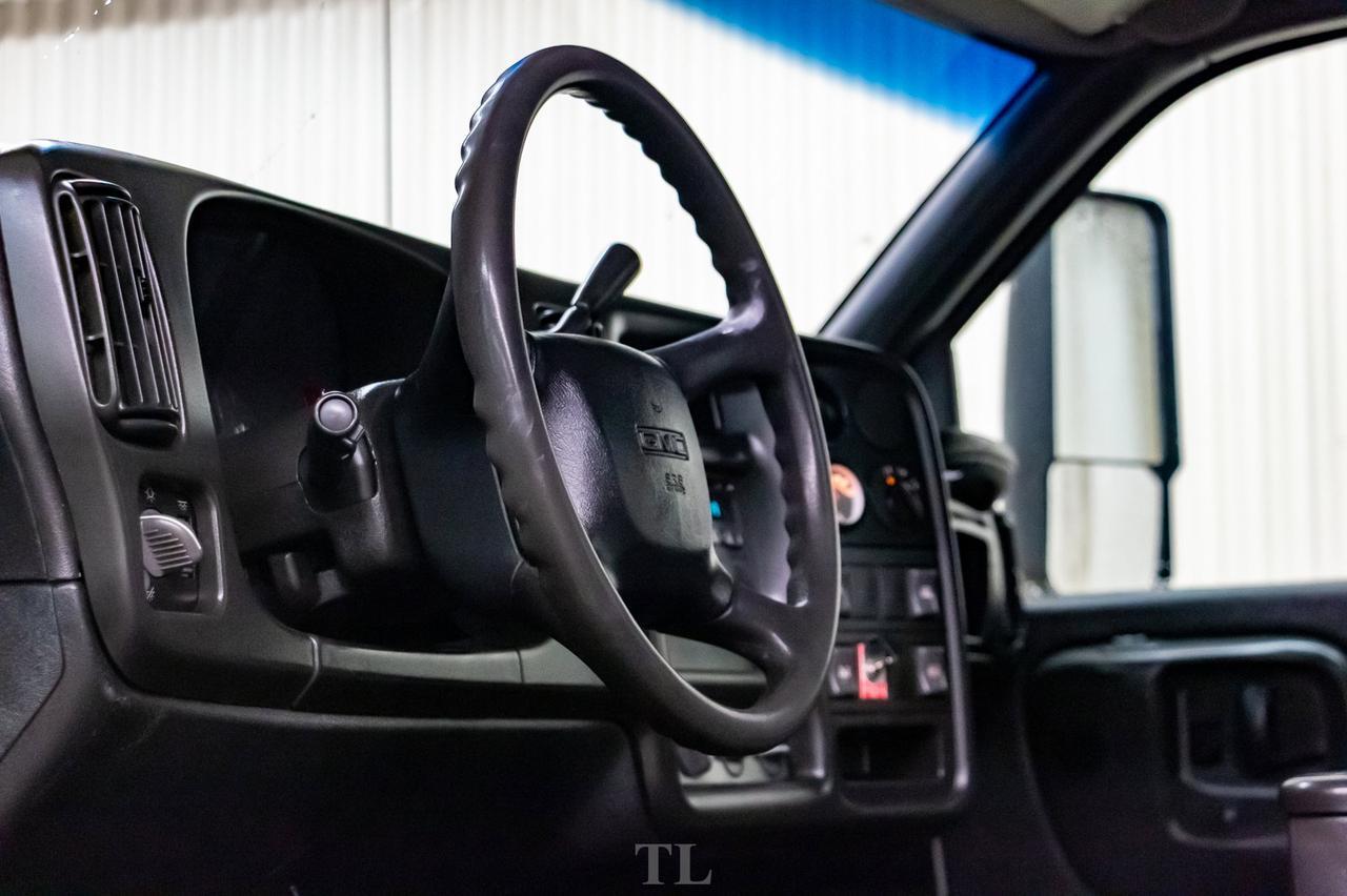 2005 GMC TC5500 4x4 Reg Cab Deck Diesel Red Deer AB