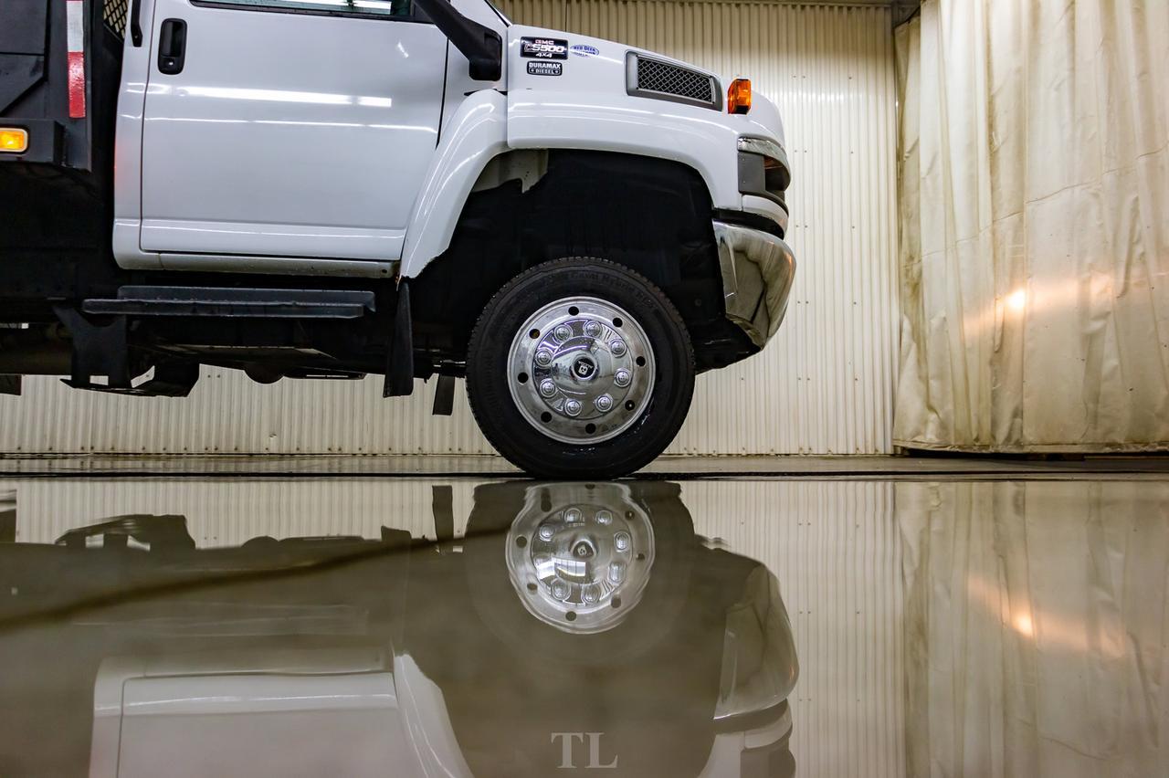 2005 GMC TC5500 4x4 Reg Cab Deck Diesel Red Deer AB