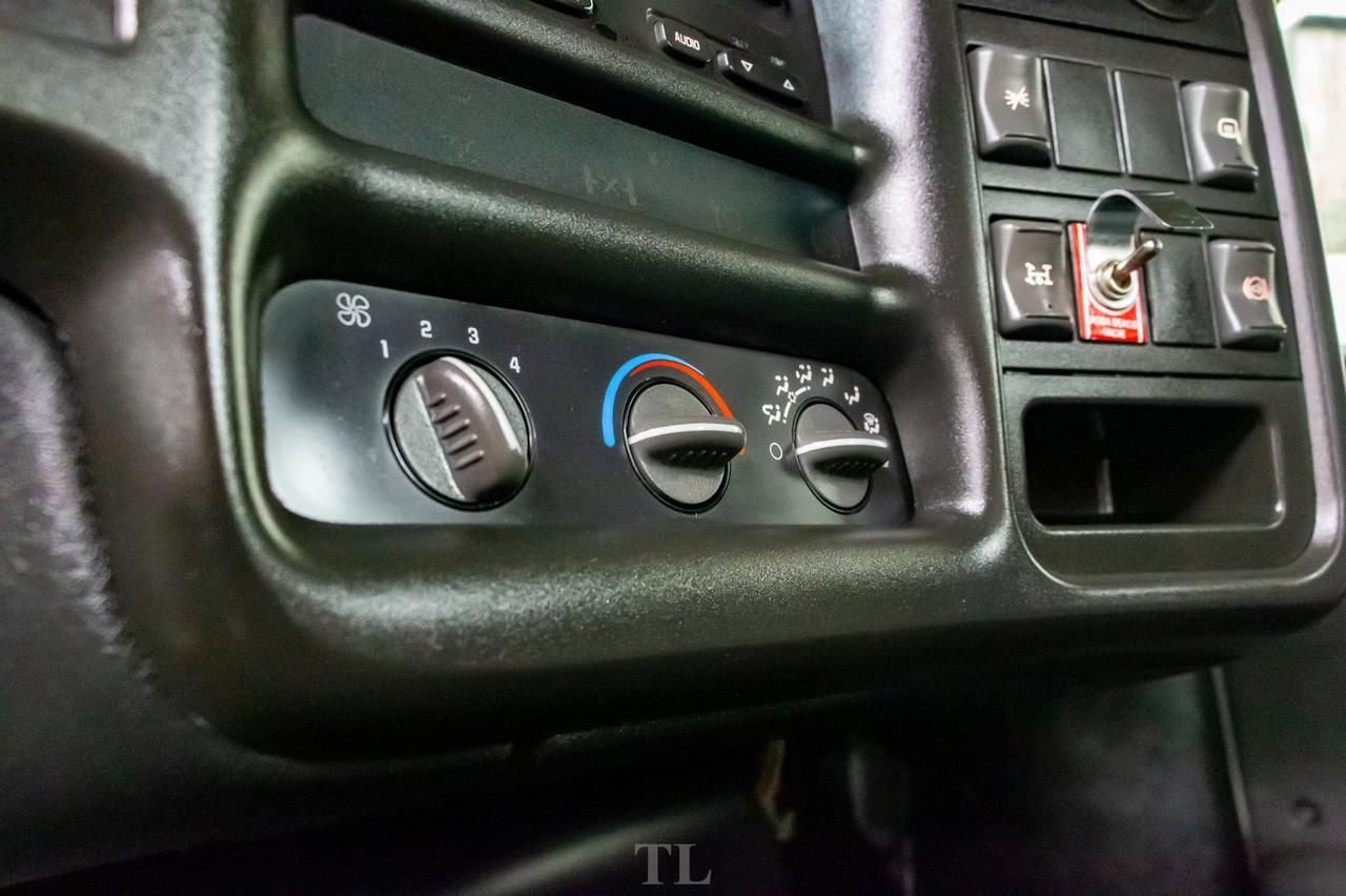 2005 GMC TC5500 4x4 Reg Cab Deck Diesel Red Deer AB