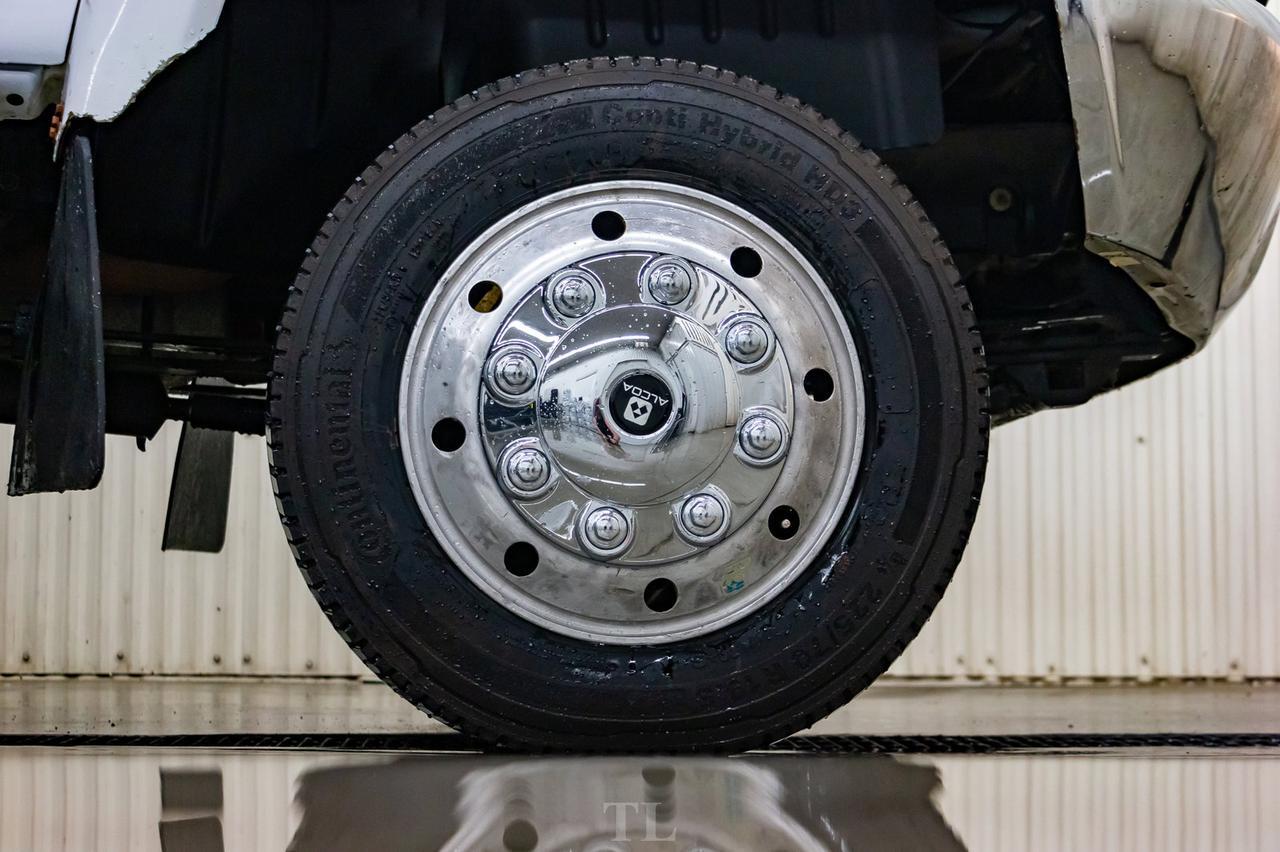 2005 GMC TC5500 4x4 Reg Cab Deck Diesel Red Deer AB