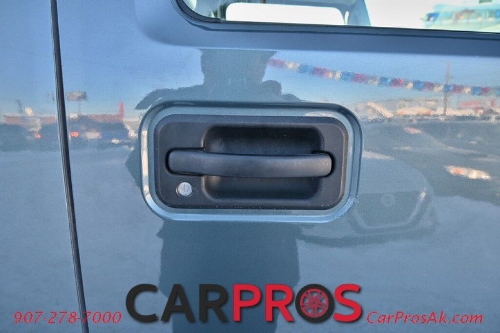 2005 HUMMER H2 6.0L V8 - 4X4 - Underbody Protection Pkg - Front & Rear Heated Leather Seats - Keyless Entry - Bose Sound System - Backup Camera - Dual Climate Control - Tow Pkg - Low Miles Anchorage AK