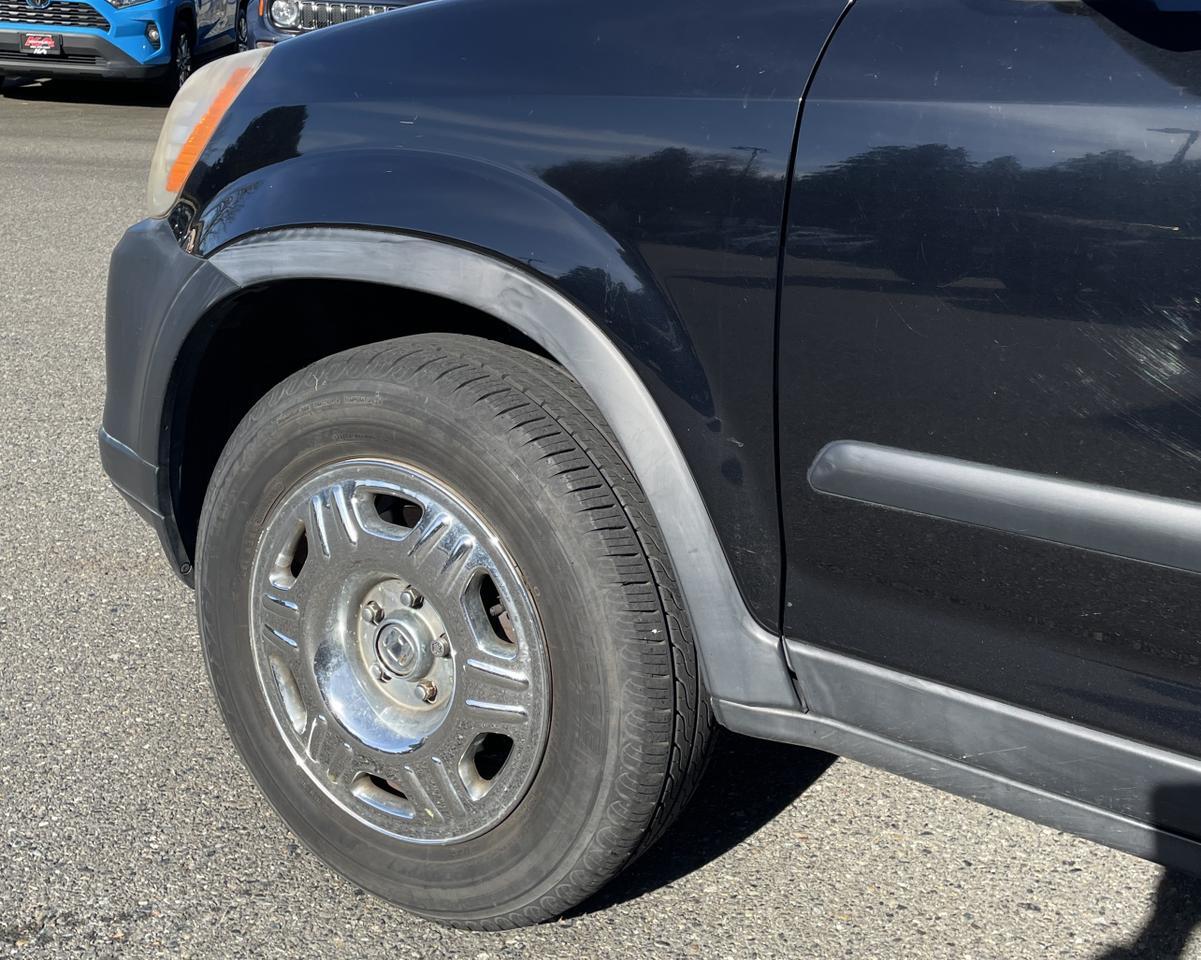 2005 Honda CR-V LX Sport Utility 4D