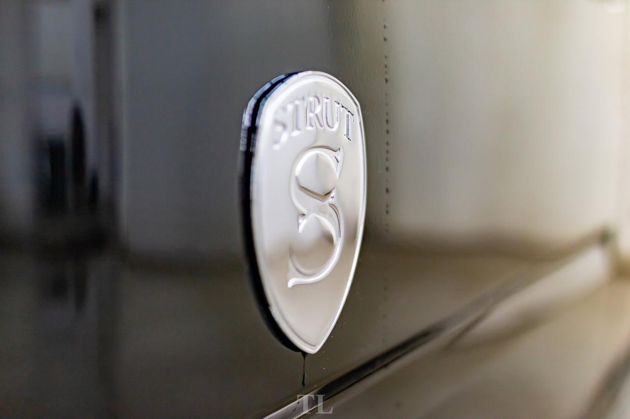 2005 Hummer H2 4x4 Luxury Edition Custom Stereo 24" Wheels Red Deer AB