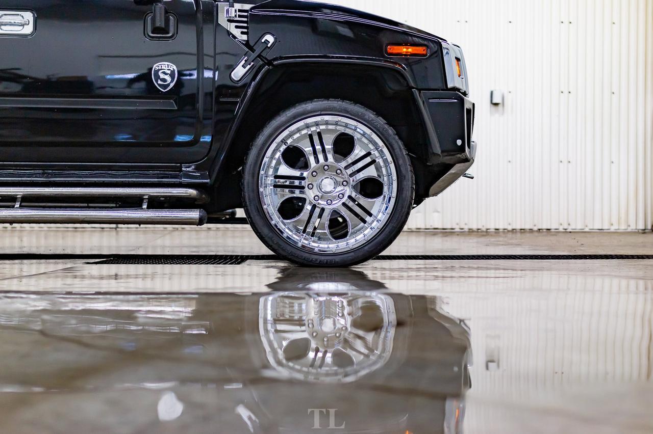 2005 Hummer H2 4x4 Luxury Edition Custom Stereo 24" Wheels Red Deer AB