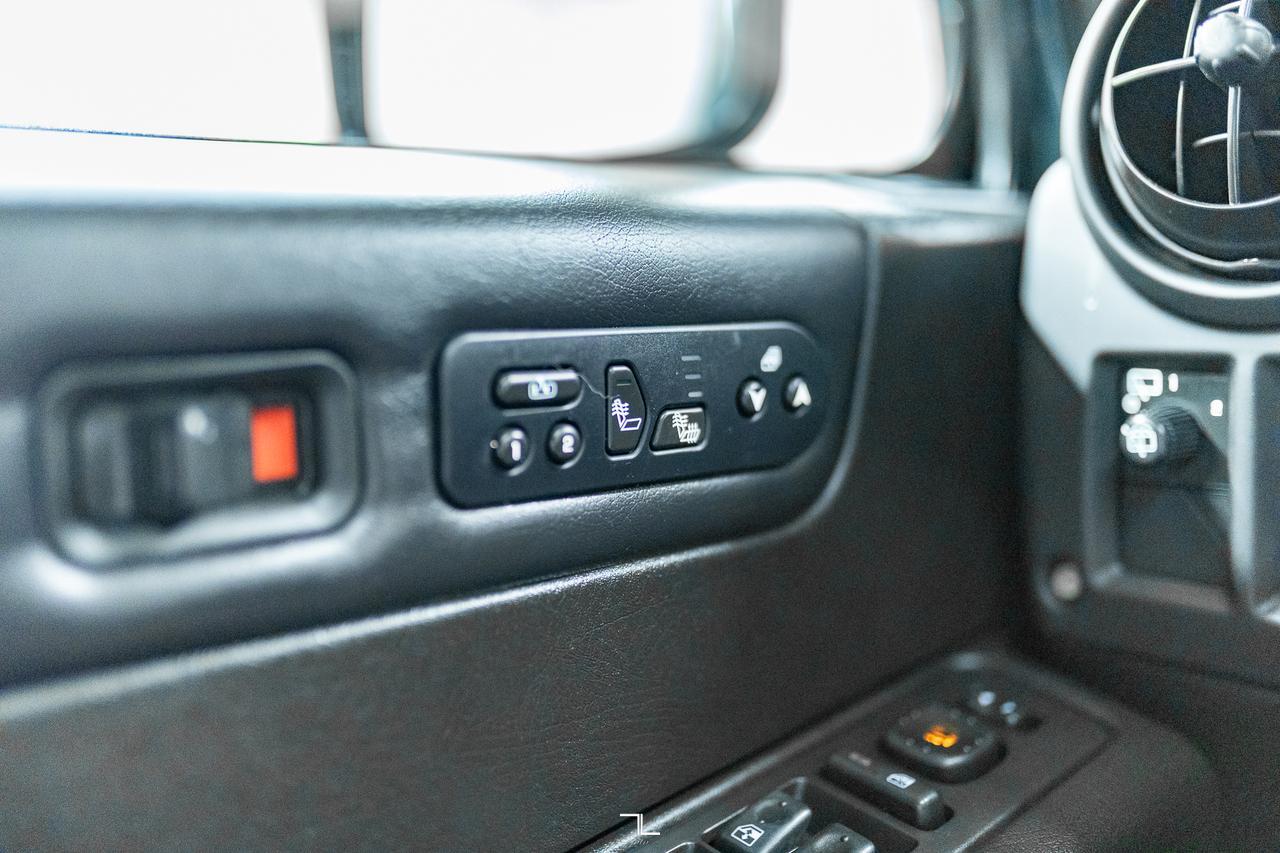 2005 Hummer H2 4x4 Luxury Edition Leather Roof Red Deer AB