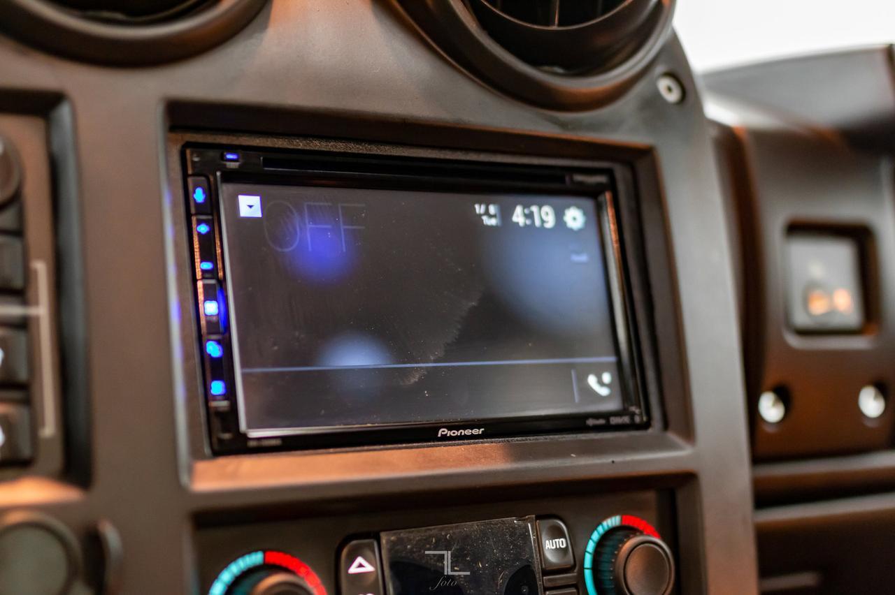 2005 Hummer H2 SUT 4x4 Luxury Edition Leather Roof Red Deer AB