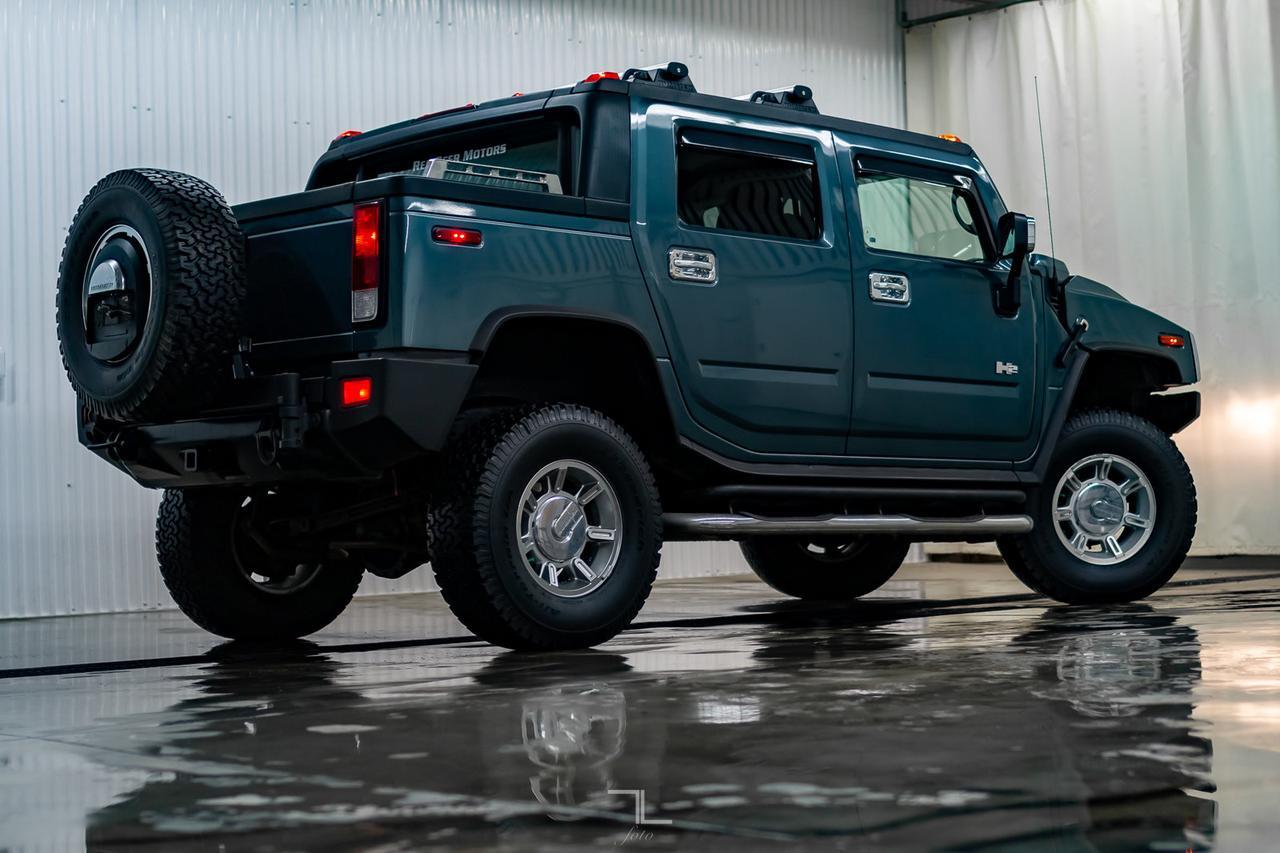2005 Hummer H2 SUT 4x4 Luxury Edition Leather Roof Red Deer AB