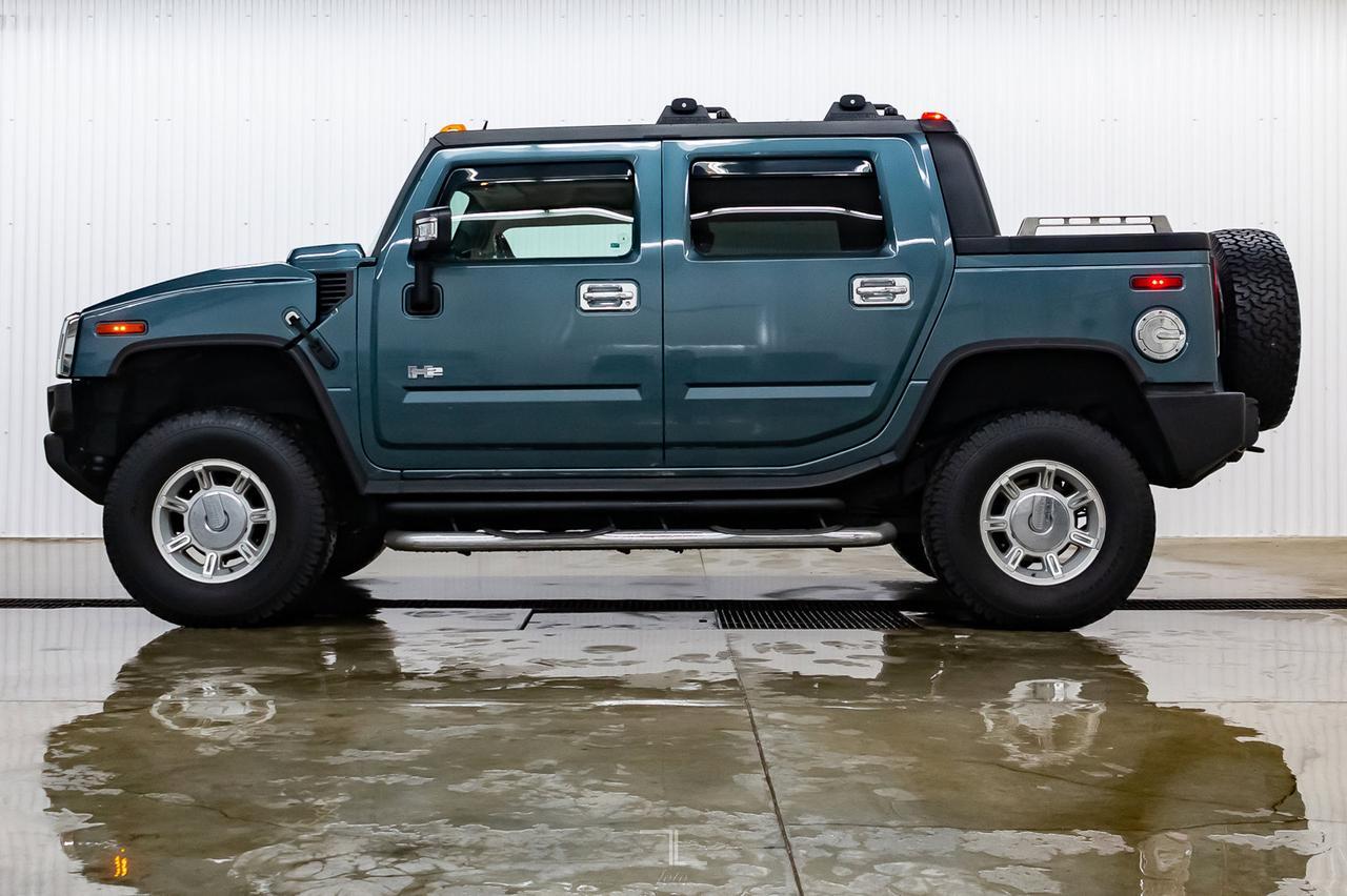 2005 Hummer H2 SUT 4x4 Luxury Edition Leather Roof Red Deer AB