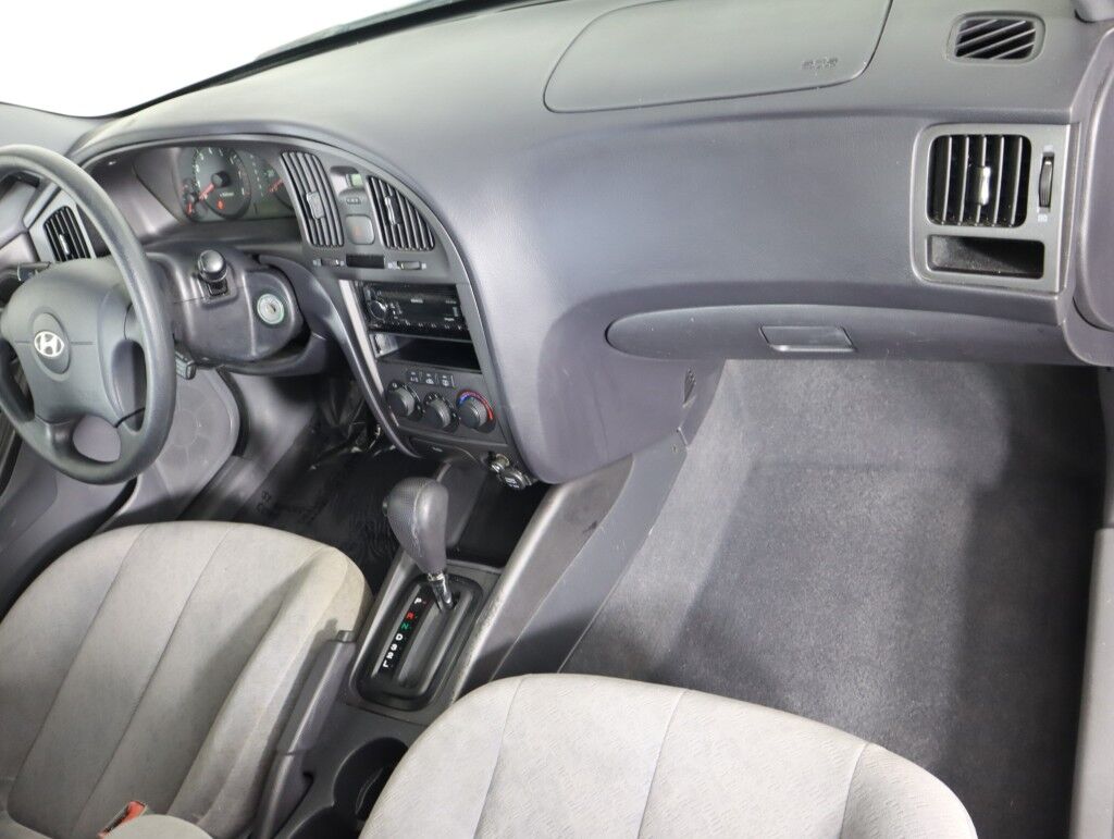 2005 Hyundai Elantra GLS Maumee OH