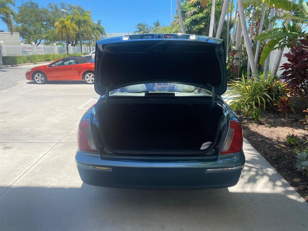 2005 Hyundai XG350 LOW MILES 46,921 1 OWNER Pompano Beach FL