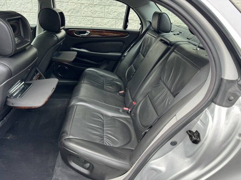 2005 Jaguar XJ Super V8 Willow Grove PA