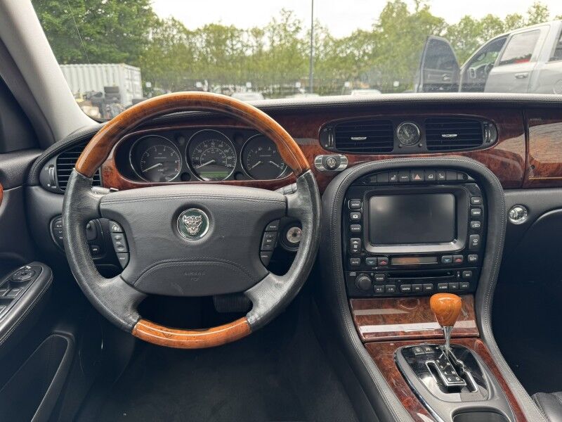 2005 Jaguar XJ Super V8 Willow Grove PA