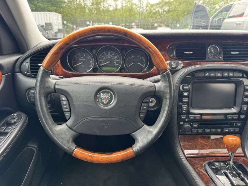 2005 Jaguar XJ Super V8 Willow Grove PA