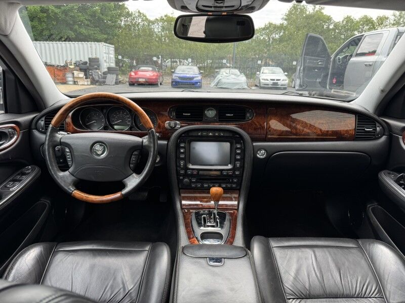 2005 Jaguar XJ Super V8 Willow Grove PA
