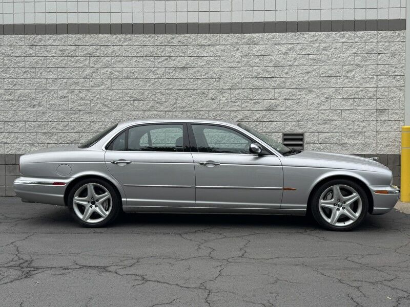2005 Jaguar XJ Super V8 Willow Grove PA