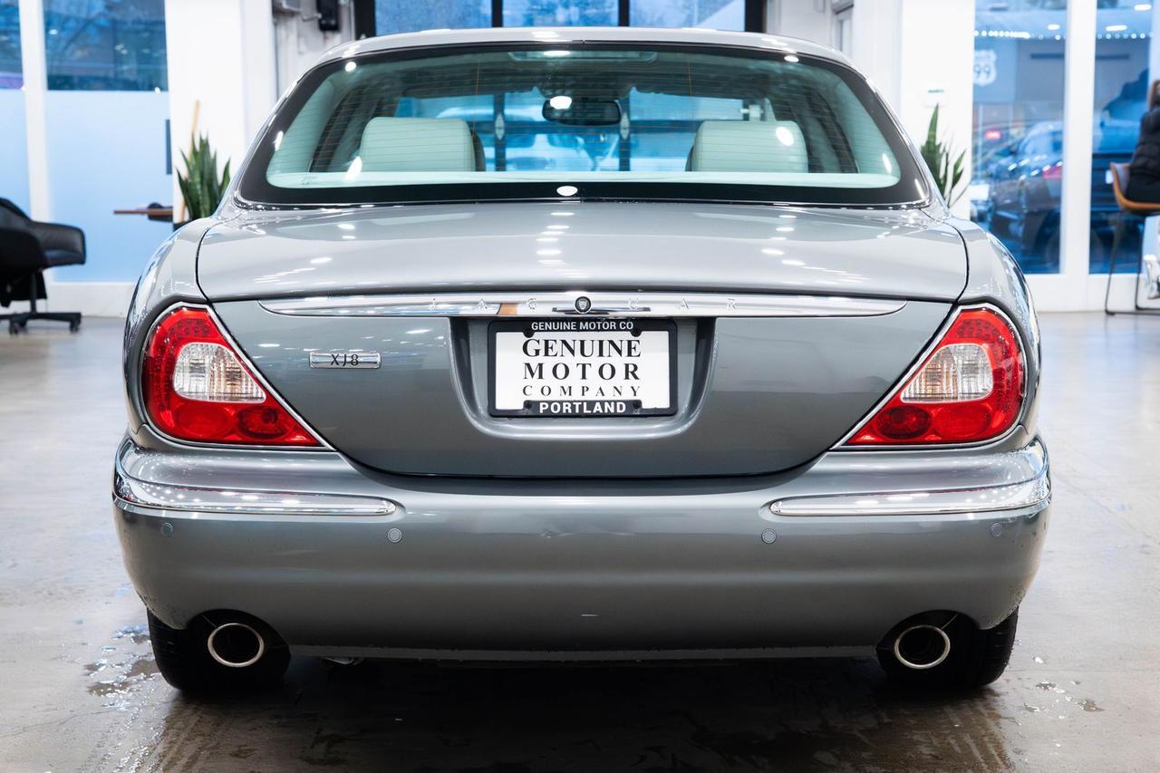 2005 Jaguar XJ8 Base Gladstone OR