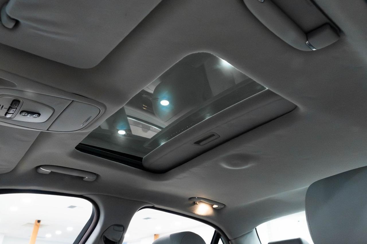 2005 Jaguar XJ8 Base Gladstone OR