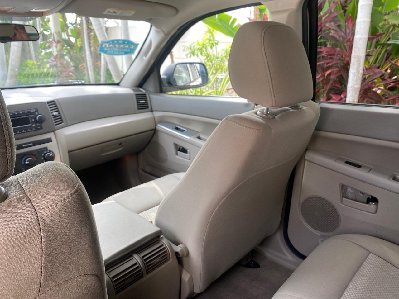 2005 Jeep Grand Cherokee Laredo LOW MILES 61,347 Pompano Beach FL