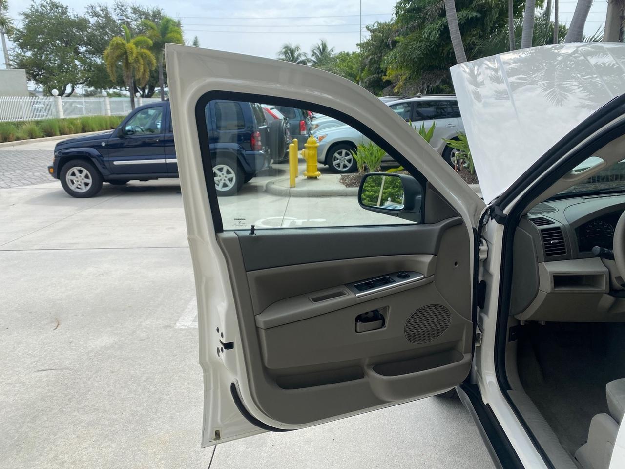 2005 Jeep Grand Cherokee Laredo LOW MILES 61,347 Pompano Beach FL