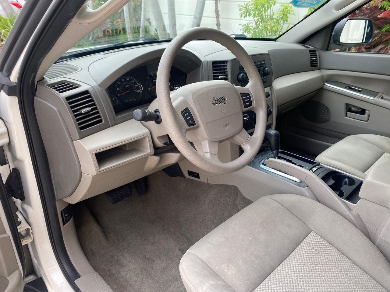 2005 Jeep Grand Cherokee Laredo LOW MILES 61,347 Pompano Beach FL